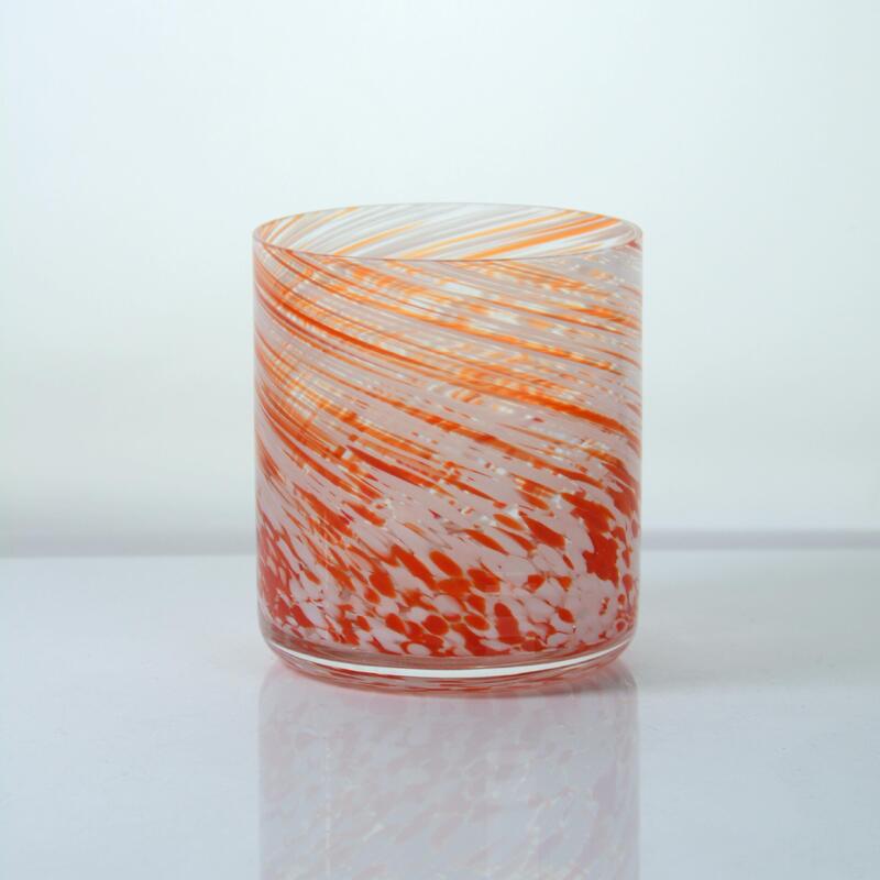 calidad Hand-blown Orange Swirl Confetti Glass Cup - Artisan Crafted Drinking Glass for Whiskey and Cocktails fábrica