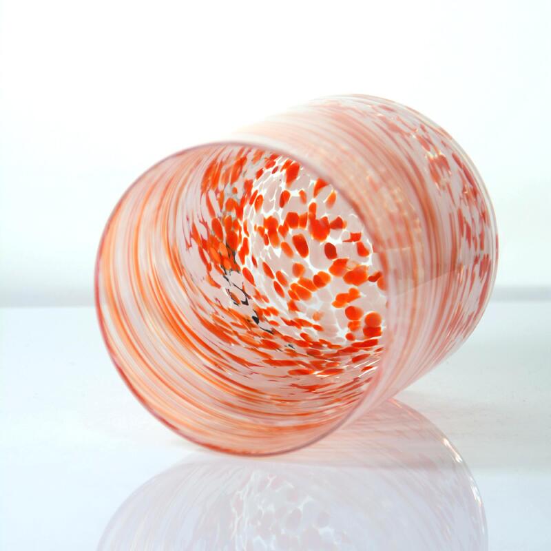 calidad Hand-blown Orange Swirl Confetti Glass Cup - Artisan Crafted Drinking Glass for Whiskey and Cocktails fábrica