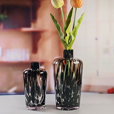 calidad Vaso de vidrio de ámbar hecho a mano Vaso único moderno para la mesa Central Vaso de flores decorativas para la boda de la oficina doméstica ((Tamaño S) fábrica