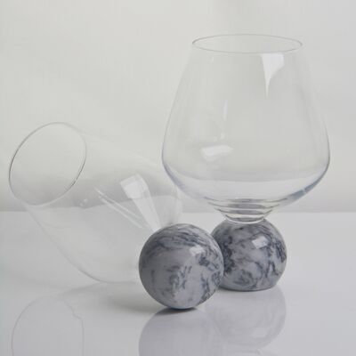 calidad Base de esfera de mármol Cristal de vidrio de vino Conjunto de cristal ultra claro soplado a mano con elegancia de piedra natural Ideal para reuniones diarias y especiales fábrica