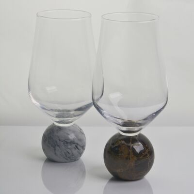 calidad Base de esfera de mármol Cristal de vidrio de vino Conjunto de cristal ultra claro soplado a mano con elegancia de piedra natural Ideal para reuniones diarias y especiales fábrica