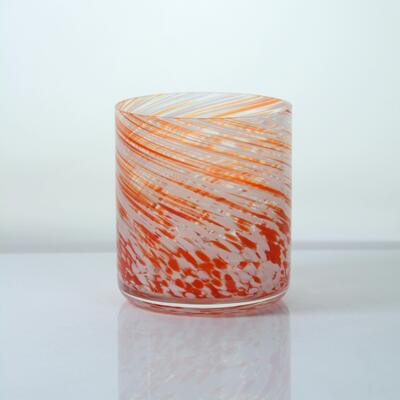 calidad Hand-blown Orange Swirl Confetti Glass Cup - Artisan Crafted Drinking Glass for Whiskey and Cocktails fábrica