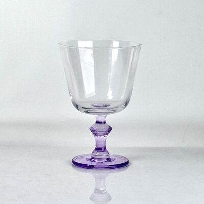 calidad 4‑Pack Vintage Purple Stem Wine Glasses, Assorted Shapes Clear Cup with Decorative Purple Stem, Handblown Glass Goblets for Wedding Party Home Tabletop Decoration fábrica