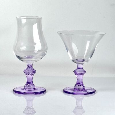 calidad 4‑Pack Vintage Purple Stem Wine Glasses, Assorted Shapes Clear Cup with Decorative Purple Stem, Handblown Glass Goblets for Wedding Party Home Tabletop Decoration fábrica
