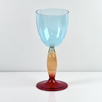 Calidad Hand-Blown Gradient Color Borosilicate Wine Glasses, Multi-Color Artistic Stem Goblets for Wine, Cocktail, Home Bar & Party Decor fábrica