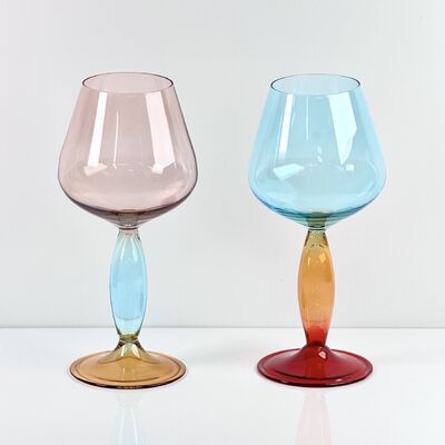 Calidad Hand-Blown Gradient Color Borosilicate Wine Glasses, Multi-Color Artistic Stem Goblets for Wine, Cocktail, Home Bar & Party Decor fábrica