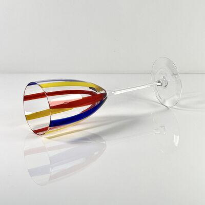 Calidad Hand Blown Art Glass Goblet & Coupe Glass Set, Vibrant Red Yellow Blue Vertical Cane Stripes Murano Style Stemmed Wine & Martini Glasses for Bar, Party & Gift fábrica