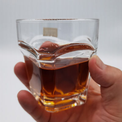 calidad Vidrios de whisky de fondo cuadrado transparente de 10 oz para el hogar fábrica