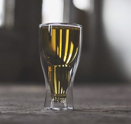 calidad Vidrieras de cerveza artesanal de borosilicato con paredes dobles fábrica