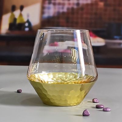 calidad 400 ml de copa de vino de cristal de oro cortado a mano fábrica