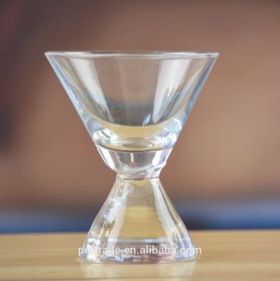 calidad 80 ml de vasos de cristal de martini con tallo de cono de trabajo pesado fábrica